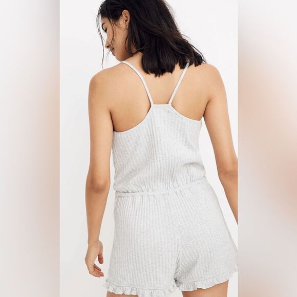 Madewell Ruffled Pajama Romper. Size Small - Picture 2 of 6